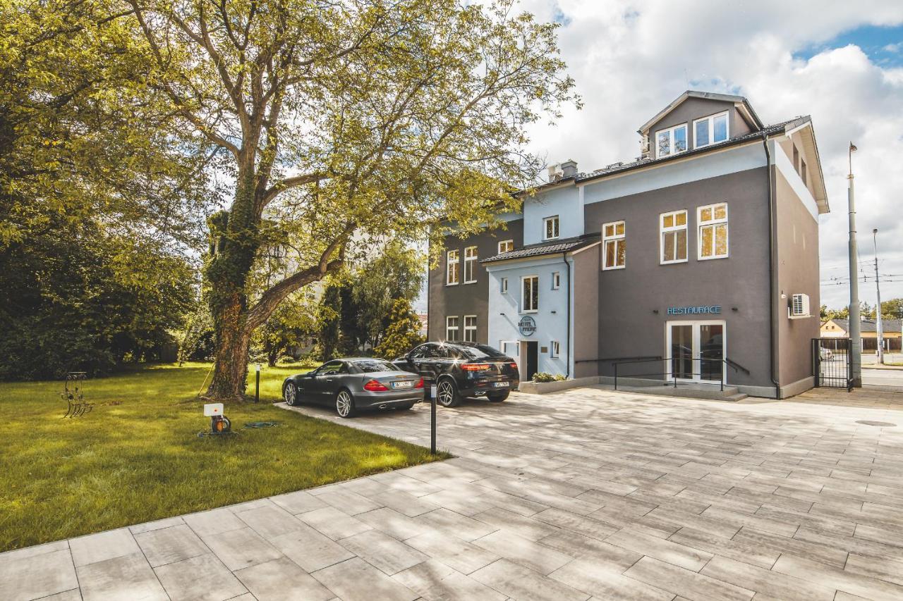 Pension Padre Ostrava Buitenkant foto